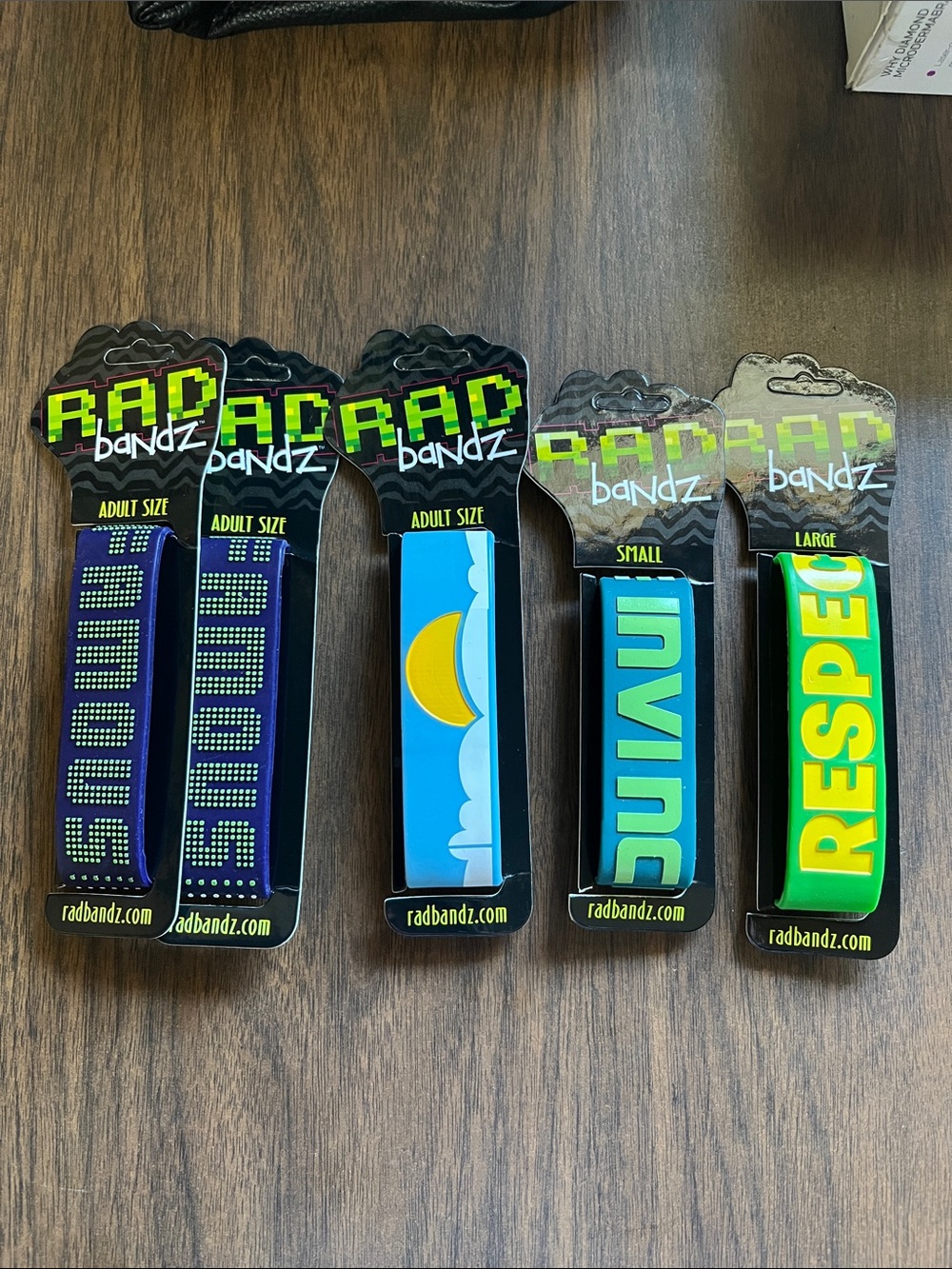 Kids Silicone Wristbands - Assorted Green, Blue & Yellow Designs